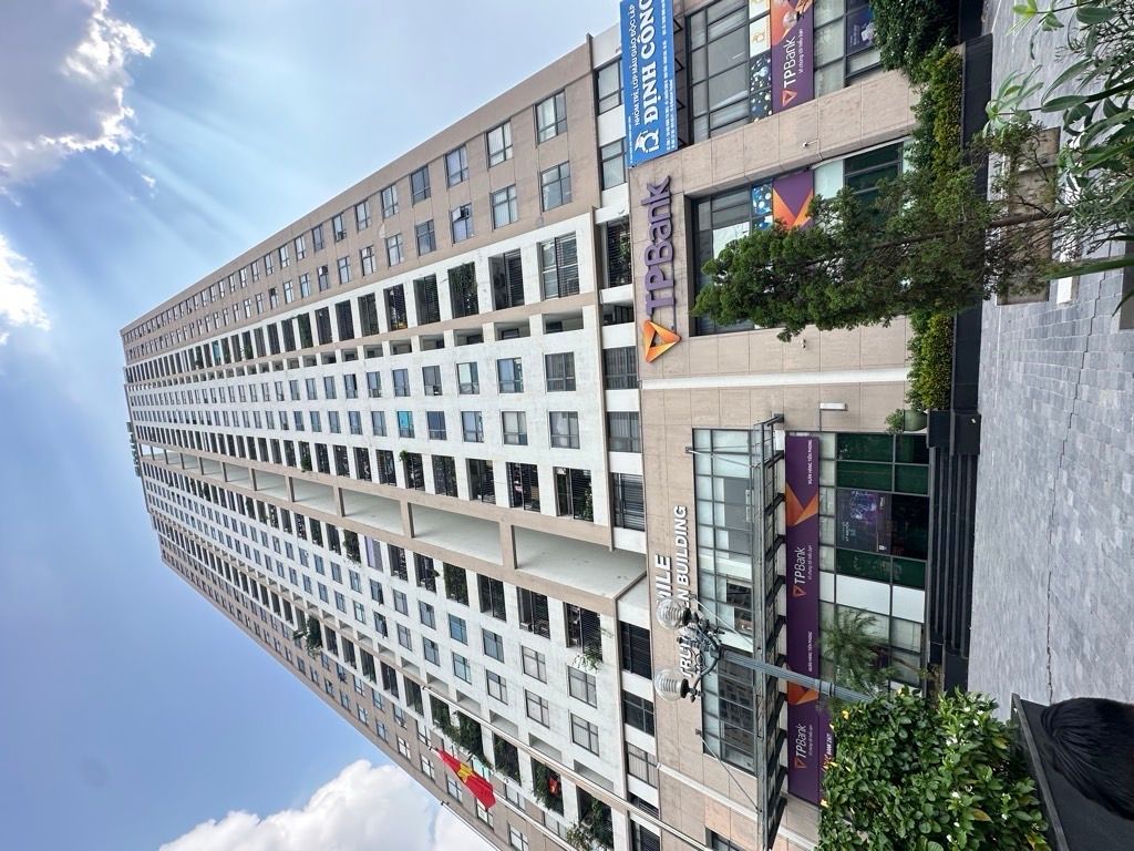 Bán nhà Nguyễn Cảnh Dị - diện tích 95m2 26 tầng - Lô góc - giá 8,6 tỷ