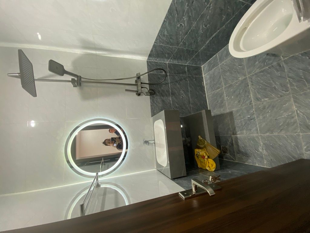 Bán nhà Nguyễn Cảnh Dị - diện tích 95m2 26 tầng - Lô góc - giá 8,6 tỷ