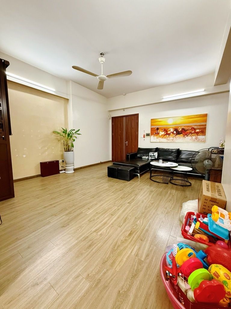 Bán nhà Bán Đảo Linh Đàm - diện tích 69.8m2 1 tầng - Căn hộ 2 ngủ - giá 5,8 tỷ