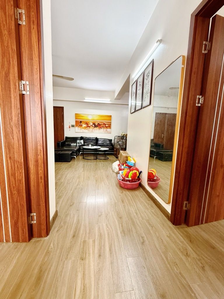 Bán nhà Bán Đảo Linh Đàm - diện tích 69.8m2 1 tầng - Căn hộ 2 ngủ - giá 5,8 tỷ