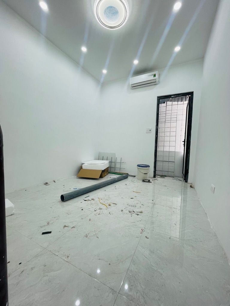 Bán nhà Chợ Khâm Thiên - diện tích 17m2 4 tầng - Lô góc cực thoáng sáng - giá 5,3 tỷ