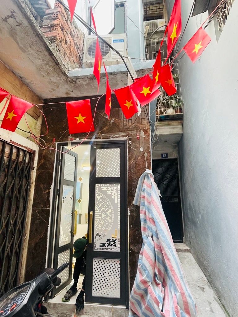 Bán nhà Chợ Khâm Thiên - diện tích 17m2 4 tầng - Lô góc cực thoáng sáng - giá 5,3 tỷ