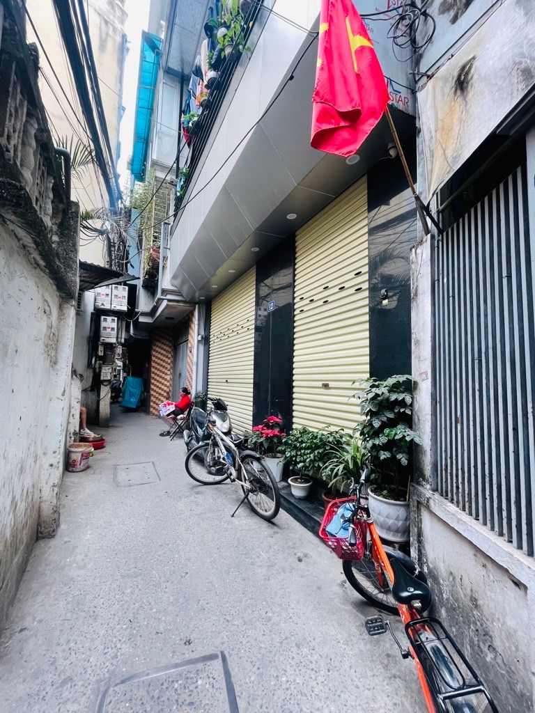 Bán nhà Chợ Khâm Thiên - diện tích 17m2 4 tầng - Lô góc cực thoáng sáng - giá 5,3 tỷ