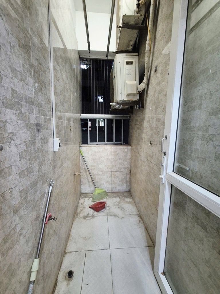 Bán nhà Nguyễn Xiển - diện tích 55m2 1 tầng - Mặt phố - giá 4,05 tỷ