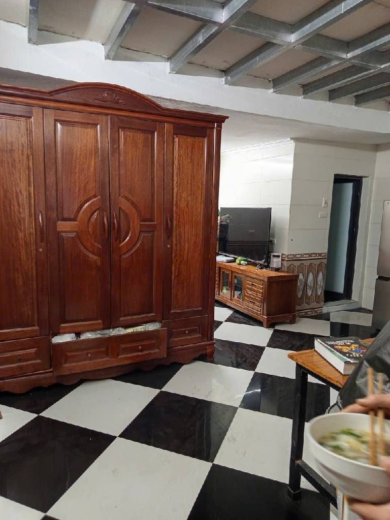 Bán nhà Lĩnh Nam - diện tích 76m2 1 tầng - Lô góc, mặt tiền rộng - giá 12 tỷ