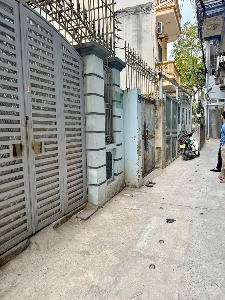 Bán nhà Bùi Xương Trạch - diện tích 101m2 1 tầng - Siêu phẩm hai mặt thoáng - giá 16 tỷ