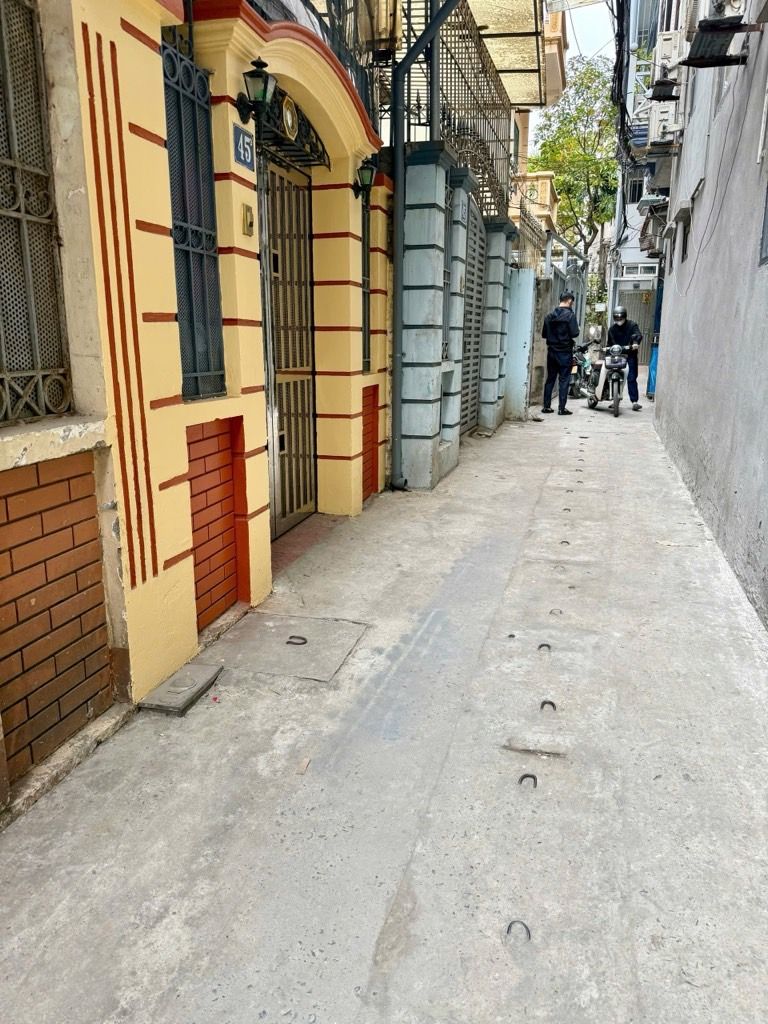 Bán nhà Bùi Xương Trạch - diện tích 101m2 1 tầng - Siêu phẩm hai mặt thoáng - giá 16 tỷ