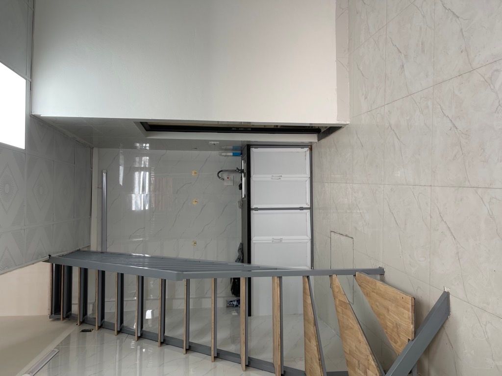 Bán nhà Định Công - diện tích 46m2 2 tầng - ngõ ba gác thông - giá 2 tỷ