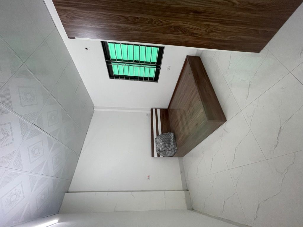 Bán nhà Định Công - diện tích 46m2 2 tầng - ngõ ba gác thông - giá 2 tỷ