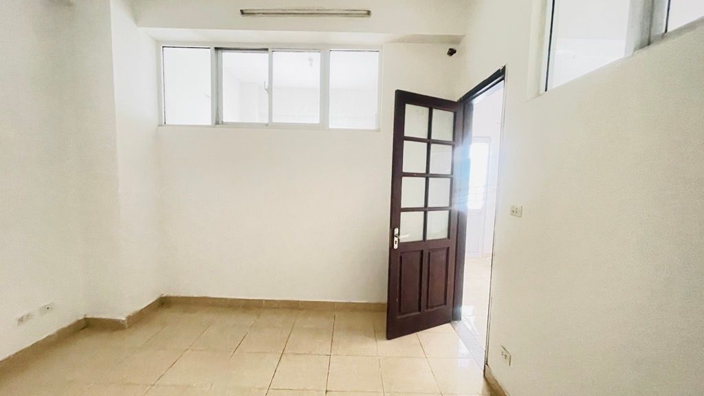 Bán nhà Nguyễn Xiển - diện tích 63.1m2 5 tầng - Lô góc thoáng sáng - giá 5,05 tỷ