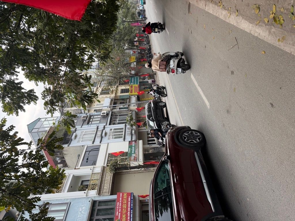 Bán nhà Dương văn Bé - diện tích 49m2 1 tầng - mặt phố - giá 17 tỷ