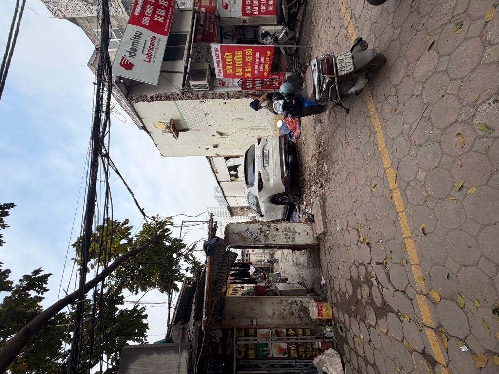 Bán nhà Dương văn Bé - diện tích 49m2 1 tầng - mặt phố - giá 17 tỷ