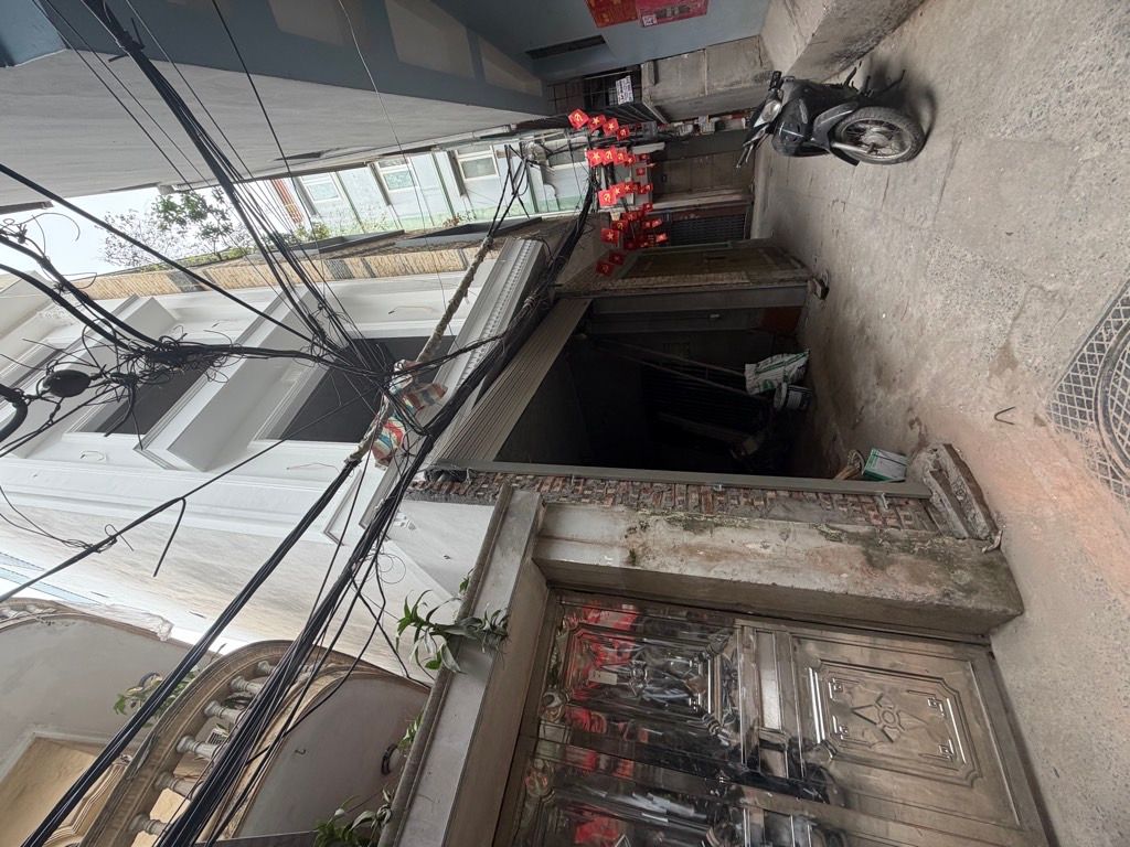 Bán nhà Kim Ngưu - diện tích 39,6m2 6 tầng - Ô TÔ VÀO NHÀ - giá 13,8 tỷ