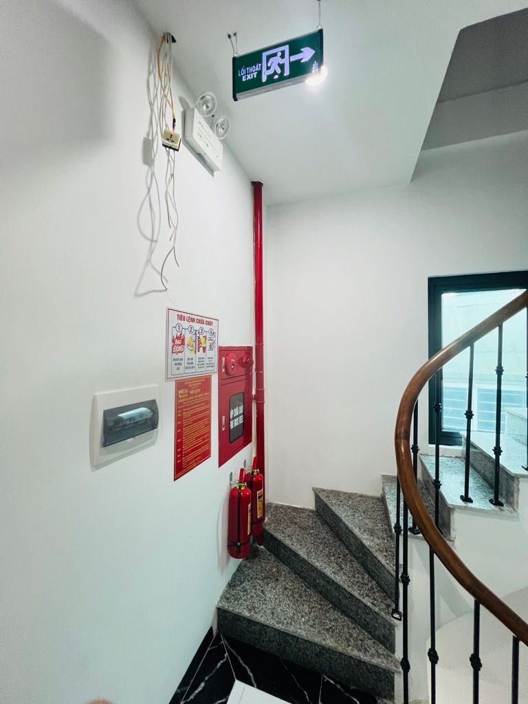 Bán nhà Hào Nam - diện tích 61.2m2 6 tầng - CCMN siêu hiếm - giá 16,6 tỷ