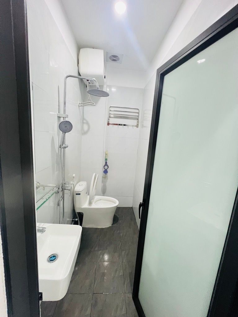 Bán nhà Hào Nam - diện tích 61.2m2 6 tầng - CCMN siêu hiếm - giá 16,6 tỷ