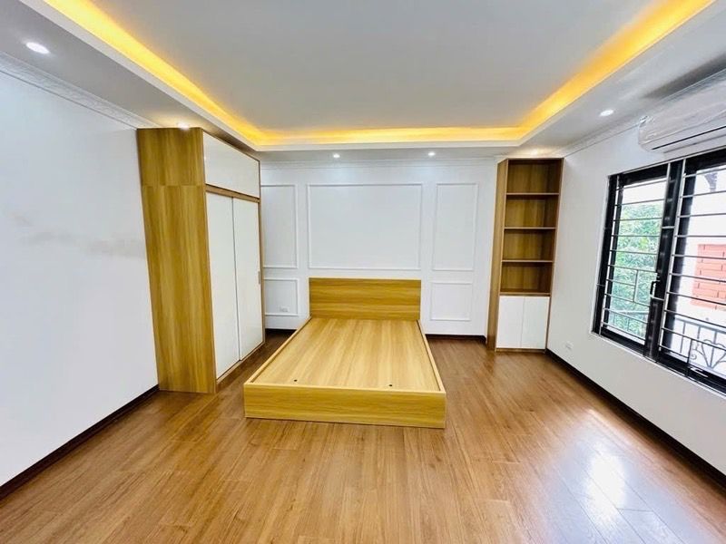 Bán nhà Đại Đồng - diện tích 30m2 5 tầng - Nhà đẹp xây mới cứng - giá 7,3 tỷ