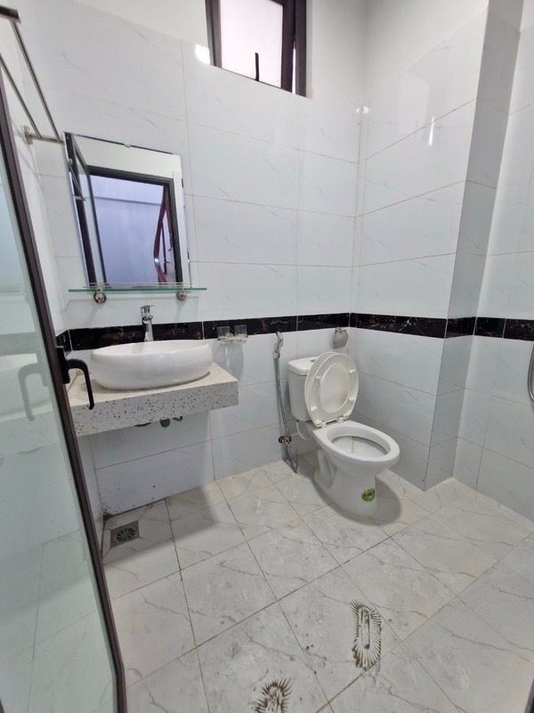 Bán nhà Đại Đồng - diện tích 30m2 5 tầng - Nhà đẹp xây mới cứng - giá 7,3 tỷ