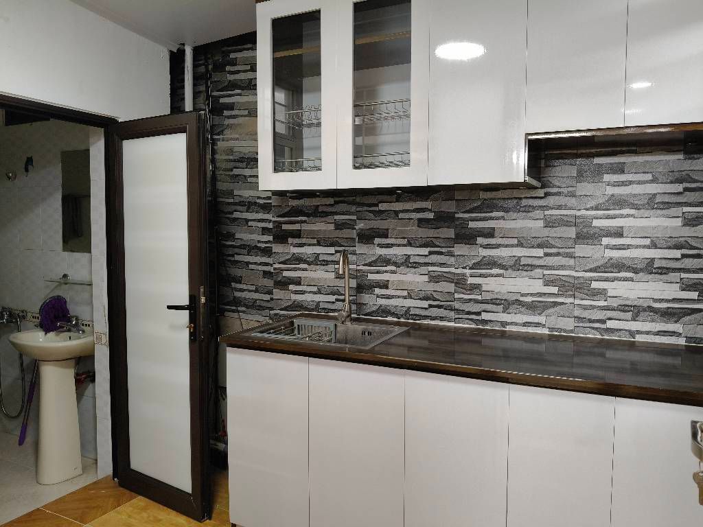 Bán nhà Giáp Nhất - diện tích 70m2 5 tầng - Căn hộ đẹp, giá 3,4 tỷ