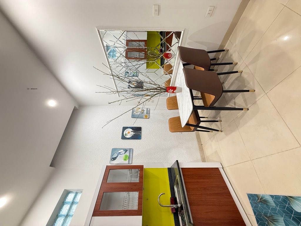 Bán nhà Định Công Hạ - diện tích 31.9m2 4 tầng - Lô góc 3 mặt ngõ - giá 7,65 tỷ