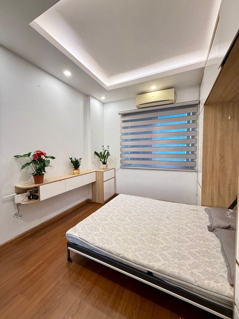 Bán nhà Định Công Hạ - diện tích 31.9m2 4 tầng - Lô góc 3 mặt ngõ - giá 7,65 tỷ