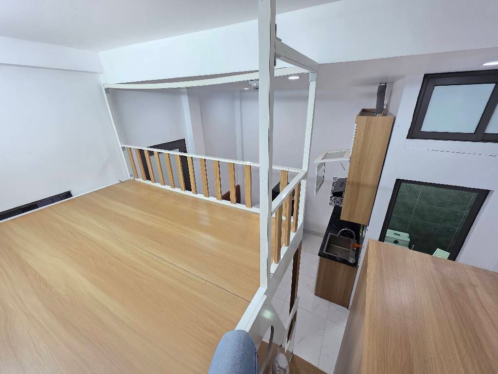 Bán nhà Hòa Bình - diện tích 37,9m2 5 tầng - Thang máy - giá 10 tỷ