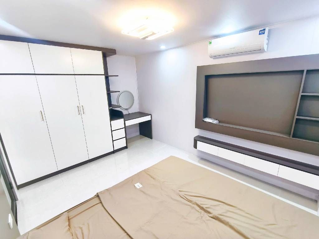 Bán nhà 8/3 - diện tích 52.4m2 1 tầng - Kinh doanh đỉnh - giá 5,8 tỷ