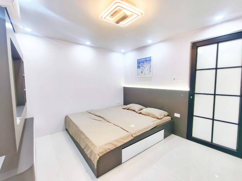 Bán nhà 8/3 - diện tích 52.4m2 1 tầng - Kinh doanh đỉnh - giá 5,8 tỷ