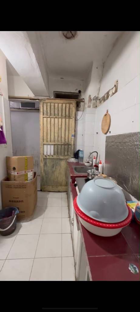 Bán nhà Cát Linh - diện tích 25,2m2 1 tầng - Tập thể ngõ 27 - giá 3,5 tỷ