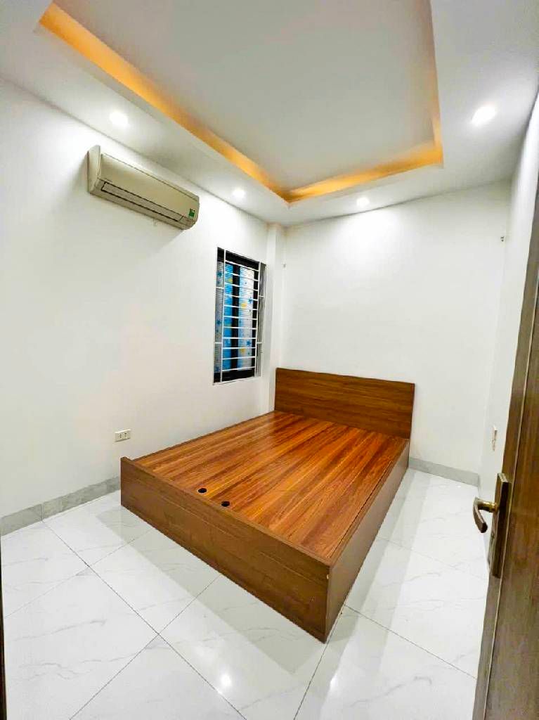 Bán nhà Khương Thượng - diện tích 54m2 1 tầng - Ô tô đỗ chân tòa - giá 2,6 tỷ