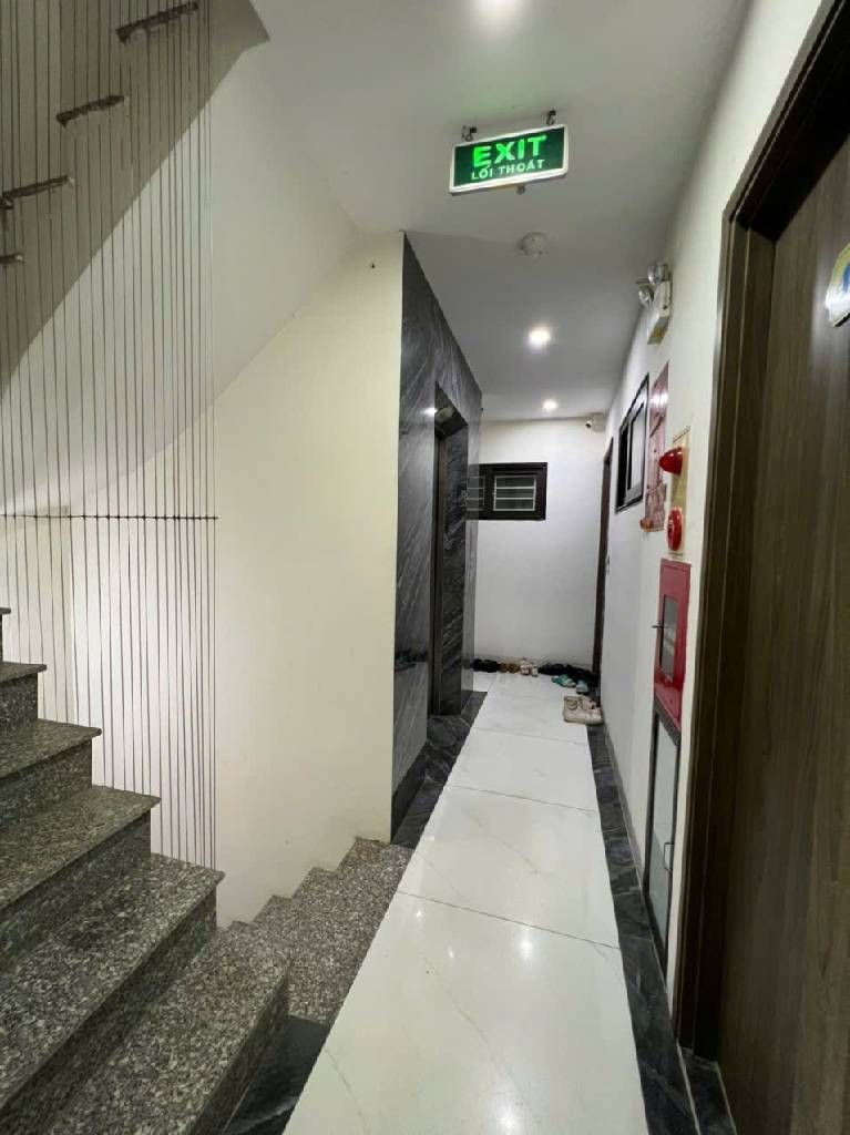 Bán nhà Khương Thượng - diện tích 54m2 1 tầng - Ô tô đỗ chân tòa - giá 2,6 tỷ