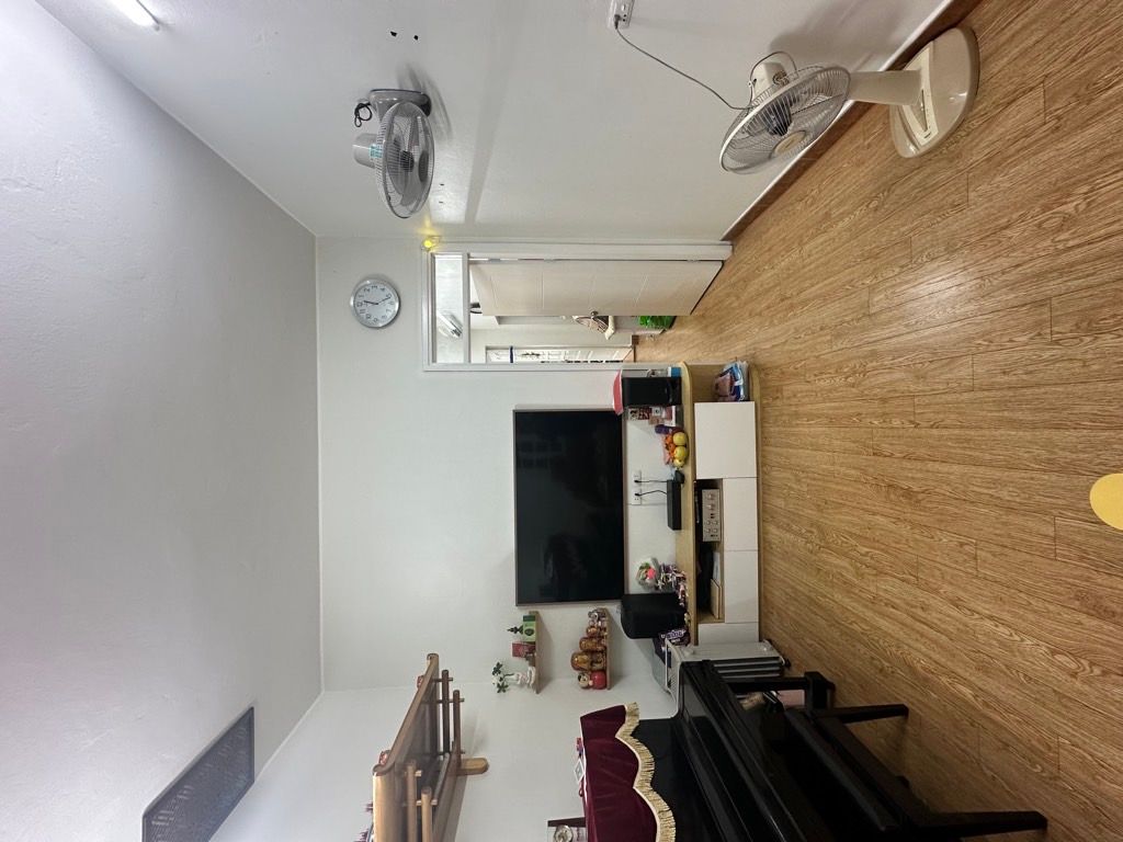 Bán nhà Lạc Trung - diện tích 52,8m2 1 tầng - Lô góc - giá 5,5 tỷ