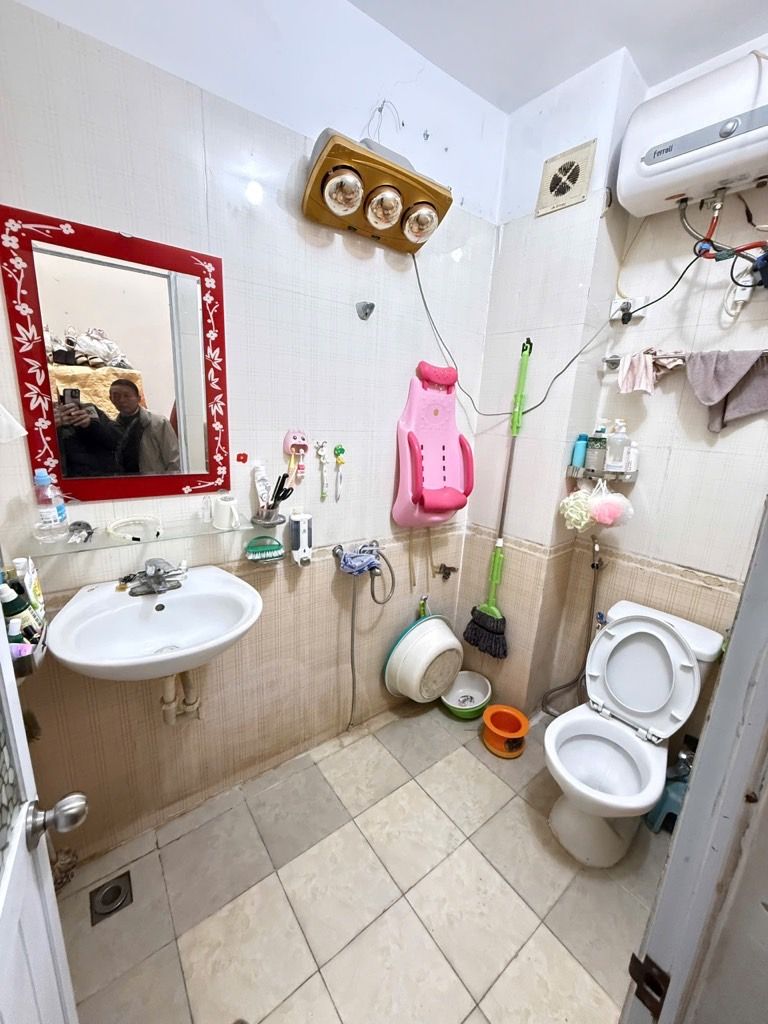 Bán nhà Đông thiên - diện tích 55.7m2 5 tầng - Sổ đỏ chính chủ vuông đẹp - giá 6,8 tỷ