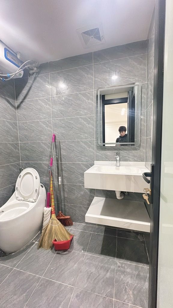 Bán nhà Nguyễn Quý Đức - diện tích 75m2 1 tầng - ô tô tránh - giá 4,8 tỷ