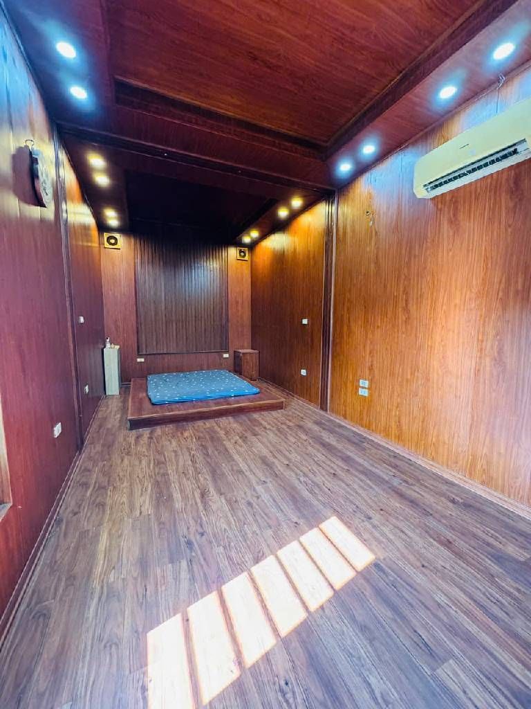 Bán nhà Hoàng Mai - diện tích 34m2 6 tầng - Ô tô đỗ đầu ngõ - giá 8,6 tỷ