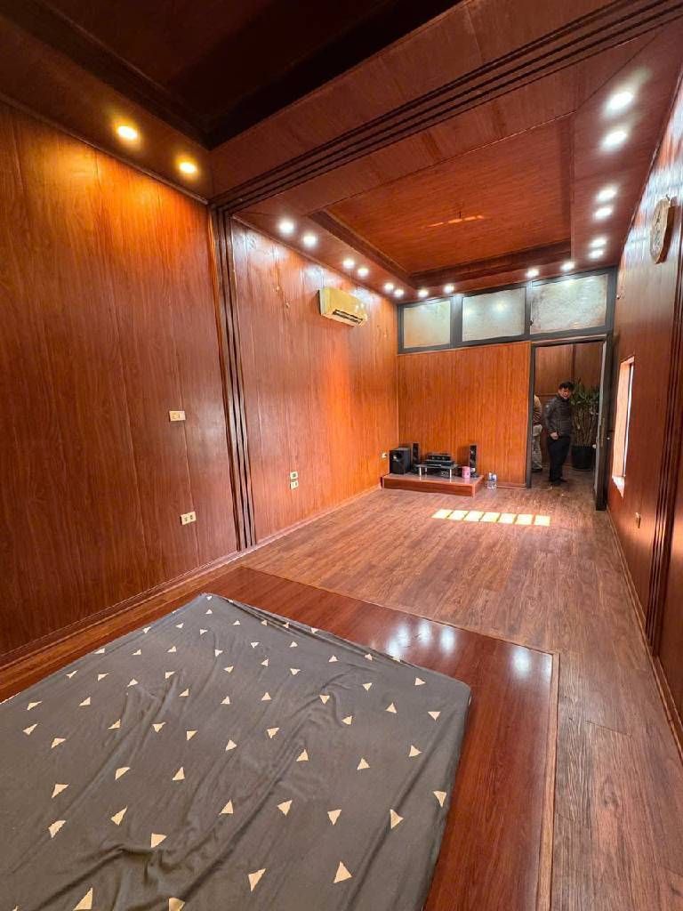 Bán nhà Hoàng Mai - diện tích 34m2 6 tầng - Ô tô đỗ đầu ngõ - giá 8,6 tỷ