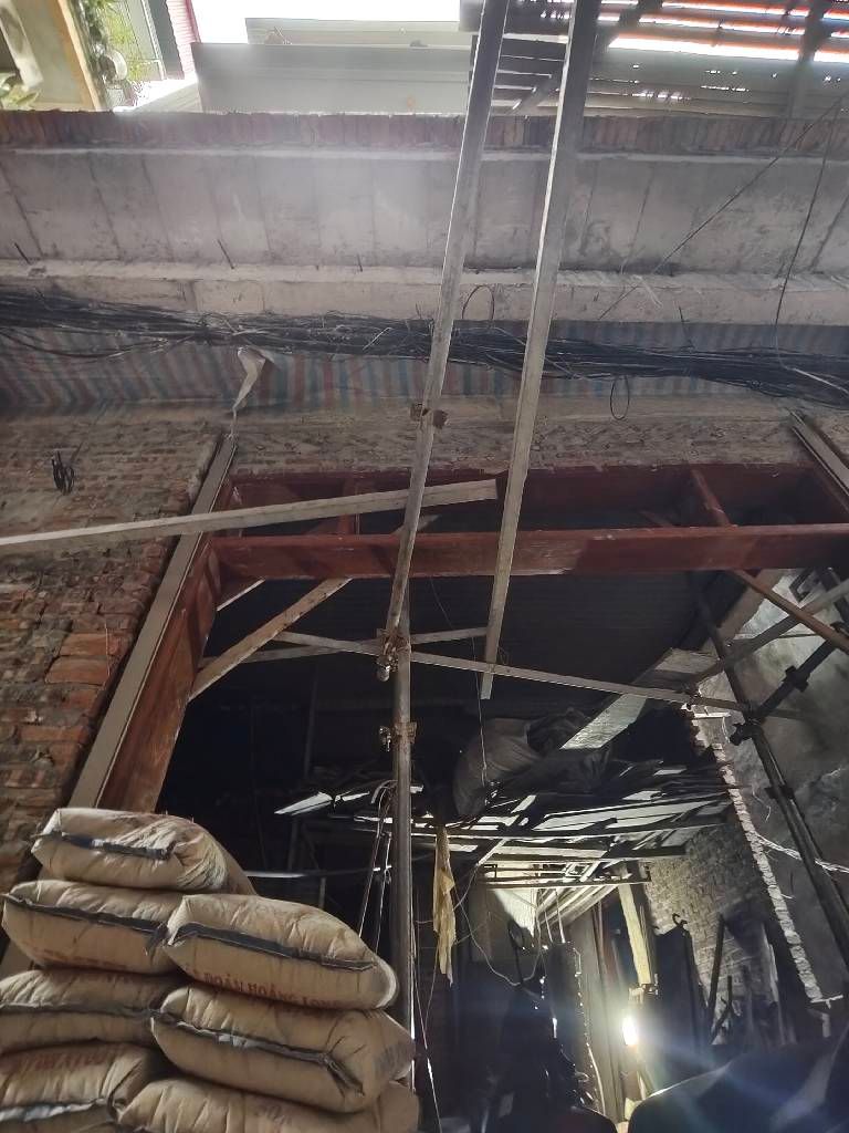 Bán nhà Lò Đúc - diện tích 40m2 6 tầng - Lô góc 3 mặt thoáng - giá 13 tỷ