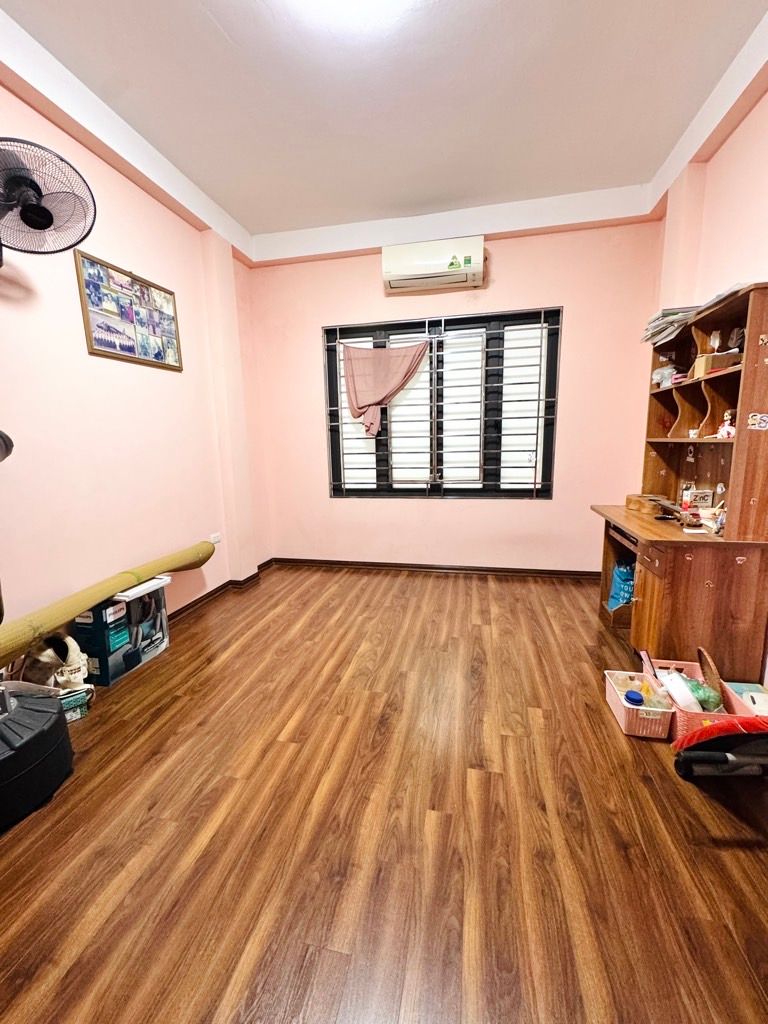 Bán nhà Quan Nhân - diện tích 42.2m2 5 tầng - Nhà phố hiếm, ở sướng giữa lòng trung tâm - giá 14,8 tỷ