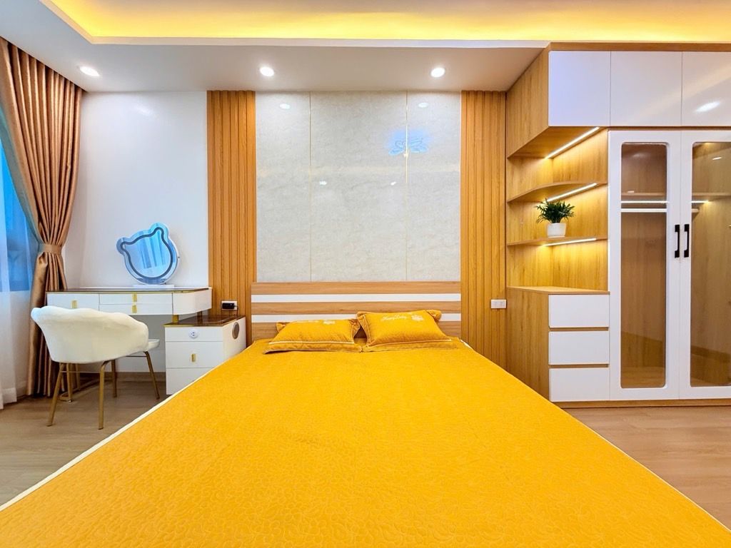 Bán nhà Thổ Quan - diện tích 25,6m2 5 tầng - Nhà đẹp đón Tết, ngõ ba gác thông - giá 8,9 tỷ