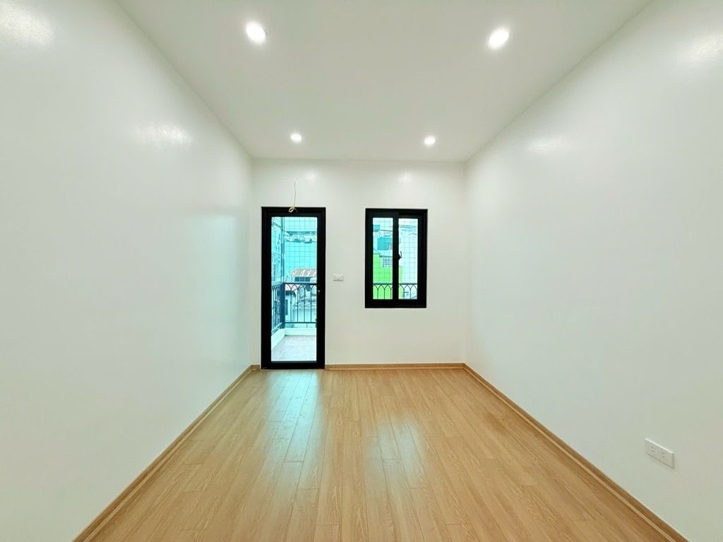 Bán nhà Thổ Quan - diện tích 25,6m2 5 tầng - Nhà đẹp đón Tết, ngõ ba gác thông - giá 8,9 tỷ