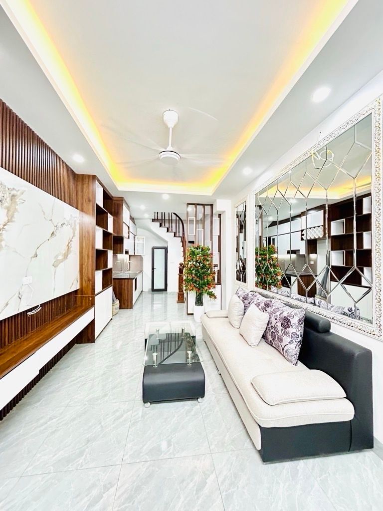 Bán nhà Nam Dư - diện tích 30m2 5 tầng - Ô tô đỗ cửa - giá 7,9 tỷ