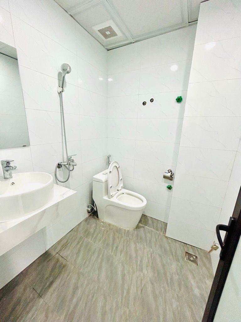 Bán nhà Nam Dư - diện tích 30m2 5 tầng - Ô tô đỗ cửa - giá 7,9 tỷ