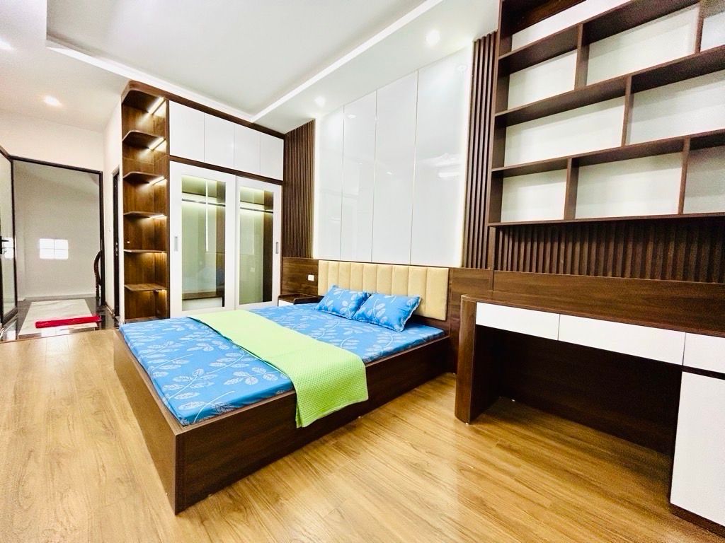 Bán nhà Nam Dư - diện tích 30m2 5 tầng - Ô tô đỗ cửa - giá 7,9 tỷ