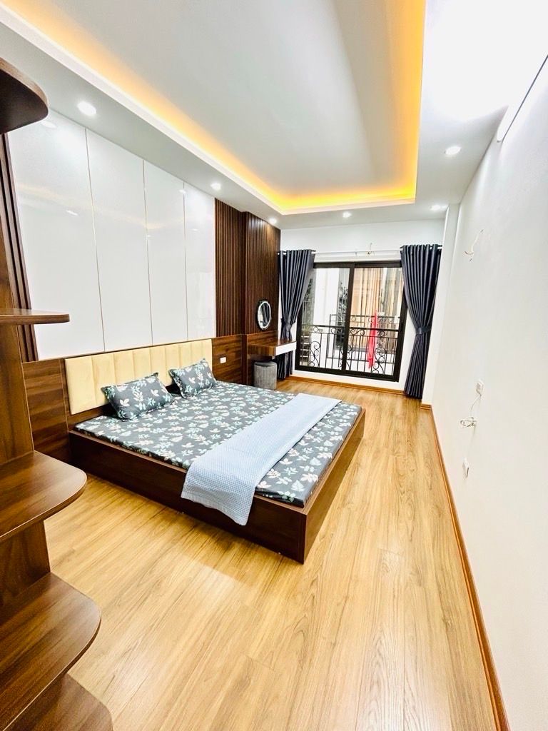 Bán nhà Nam Dư - diện tích 30m2 5 tầng - Ô tô đỗ cửa - giá 7,9 tỷ