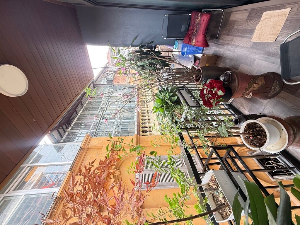 Bán nhà Nguyễn Chí Thanh - diện tích 29,5m2 6 tầng - ô tô đỗ cửa - giá 16,8 tỷ