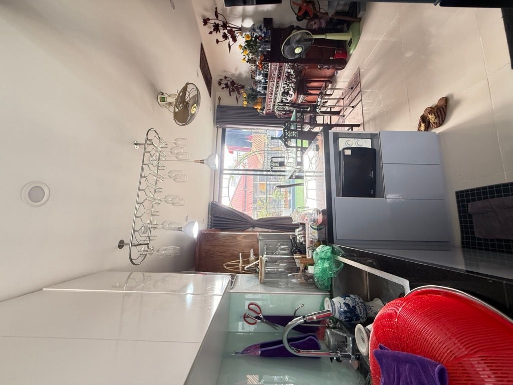 Bán nhà Nguyễn Chí Thanh - diện tích 29,5m2 6 tầng - ô tô đỗ cửa - giá 16,8 tỷ