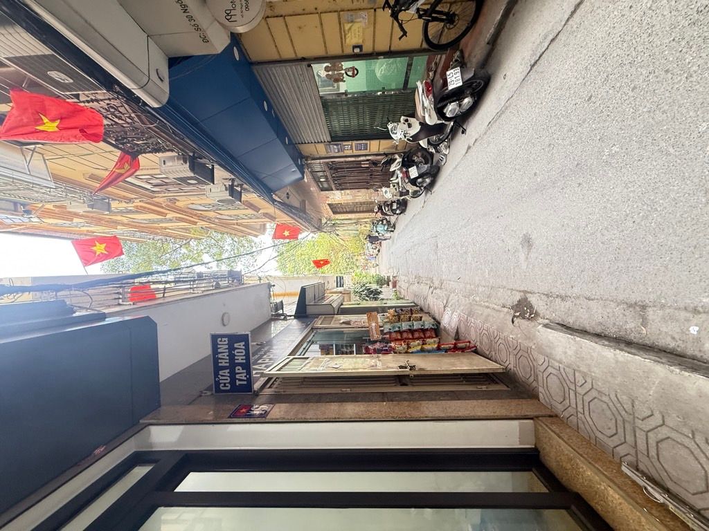 Bán nhà Nguyễn Chí Thanh - diện tích 29,5m2 6 tầng - ô tô đỗ cửa - giá 16,8 tỷ