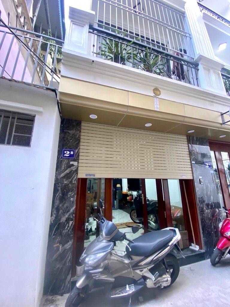 Bán nhà Ngõ Gốc Đề - diện tích 35.6m2 5 tầng - Ô tô đỗ cửa - giá 10 tỷ