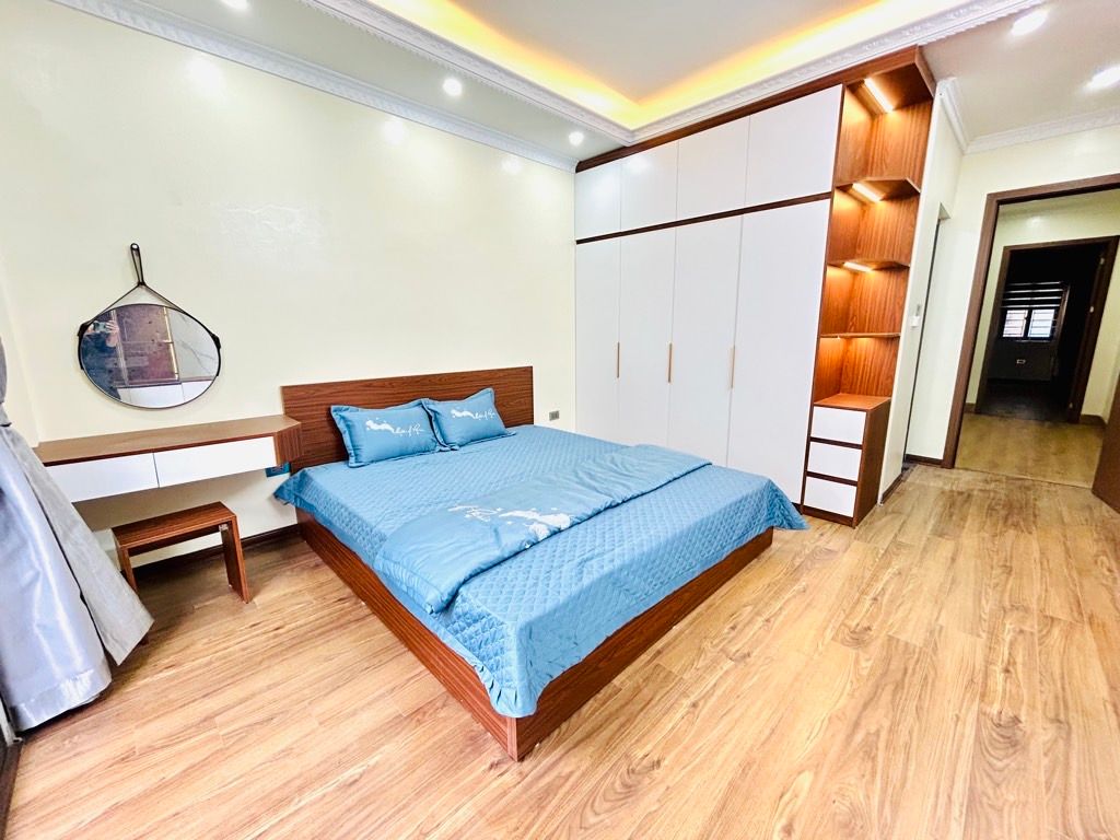 Bán nhà Thanh Đàm - diện tích 59.9m2 5 tầng - Ô tô - giá 16,3 tỷ