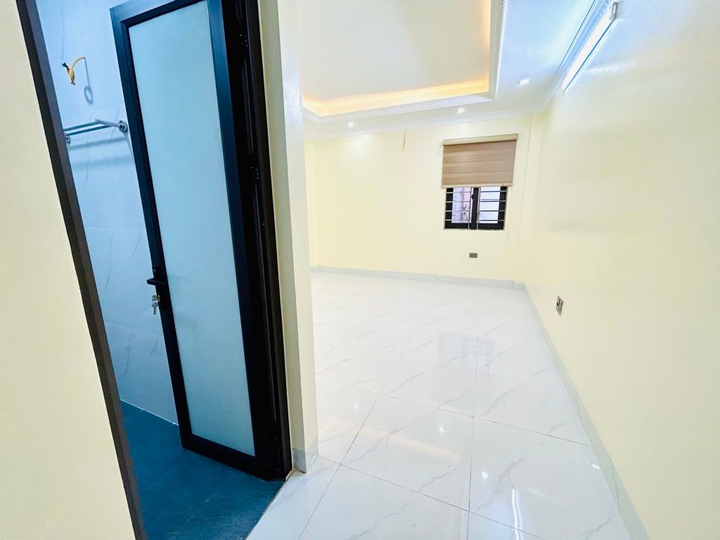 Bán nhà Thanh Đàm - diện tích 59.9m2 5 tầng - Ô tô - giá 16,3 tỷ