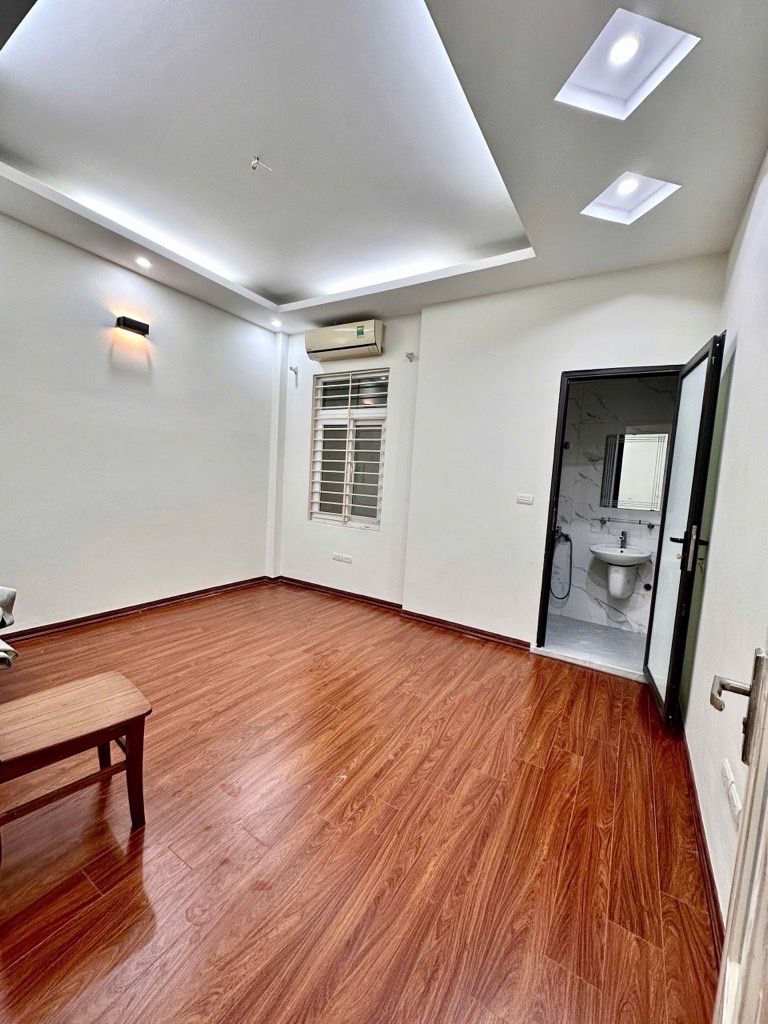 Bán nhà Trường Chinh - diện tích 53m2 5 tầng - Nhà đẹp hiếm - giá 14 tỷ